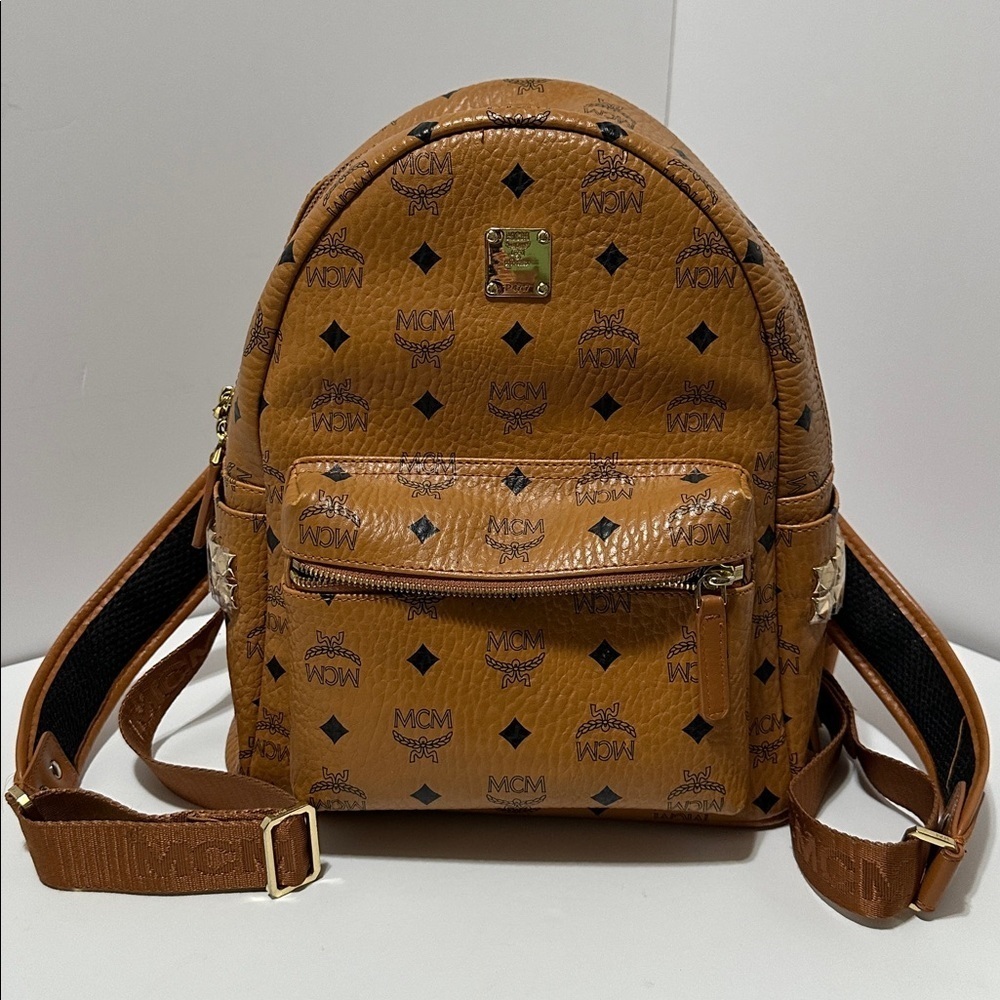 💯Authentic MCM Cognac Backpack- Like New🍀